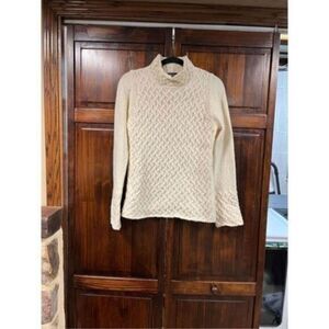 Irelandseye cream cashmere knit turtleneck sweater size small